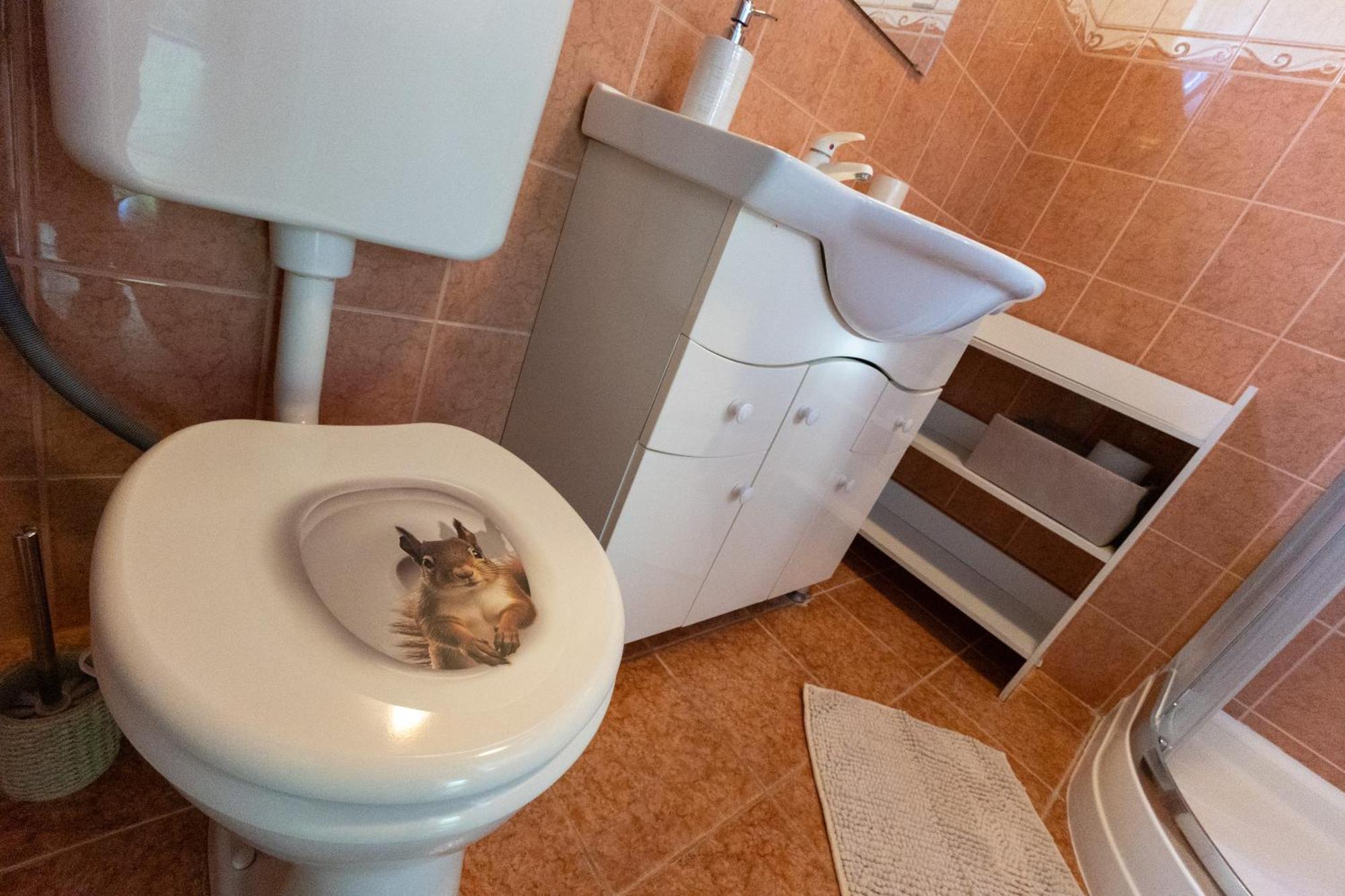 Kismokus Apartman Eger Exteriér fotografie