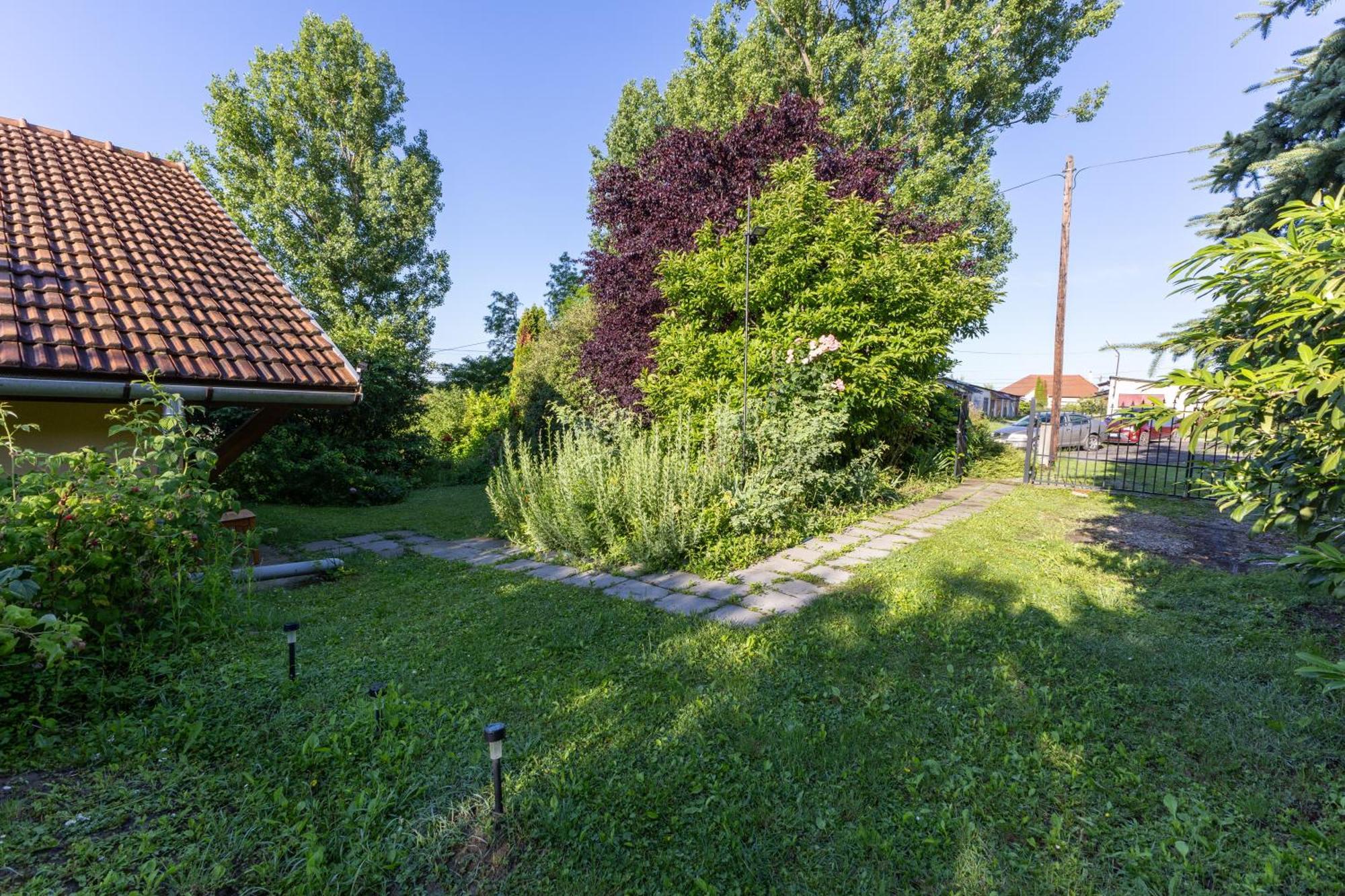 Kismokus Apartman Eger Exteriér fotografie